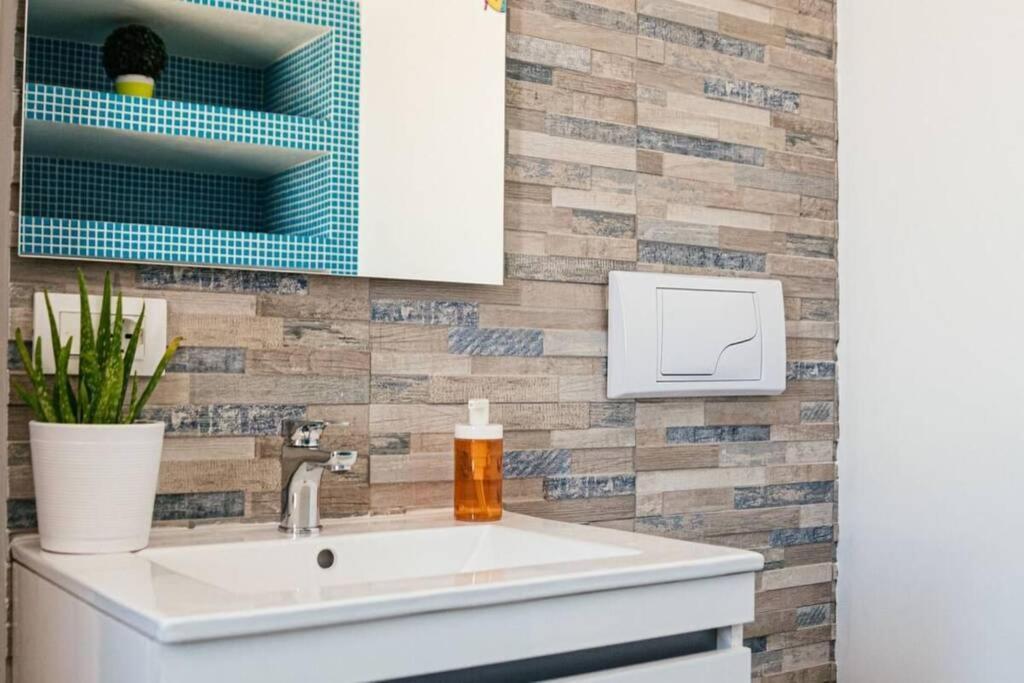 Attico In Pieno Centro Storico Di Catania Apartment ภายนอก รูปภาพ